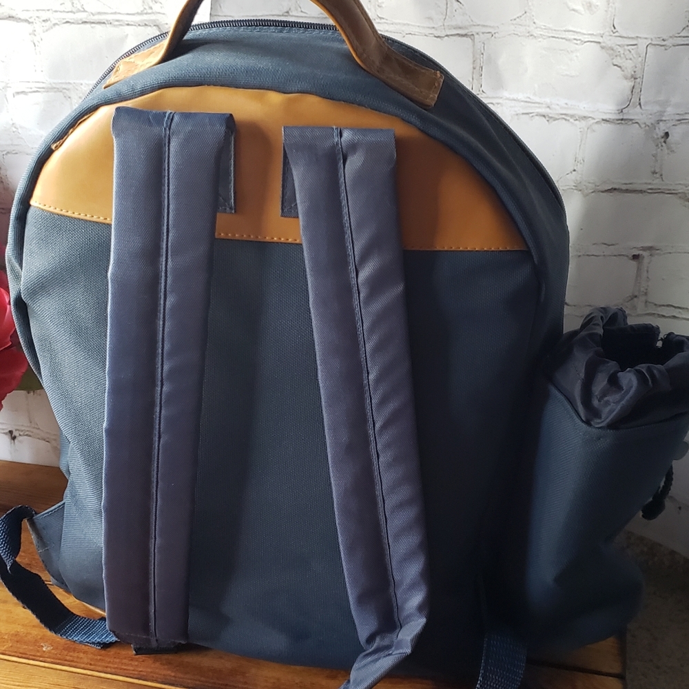VESTURE Picnic Back Pac - Picture 8 of 13